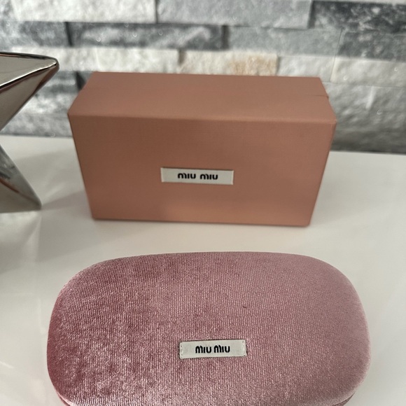 Miu Miu Sunglasses MU 54YS Gold Light Purple Brown 5AK0/6I Women  Logo AUTHENTIC - Picture 7 of 7